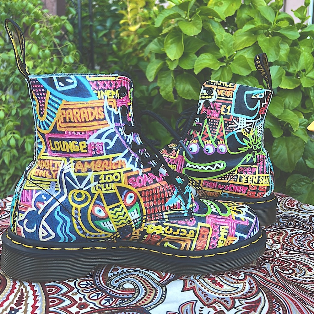 Dr. Martens x Mark Wigan KABOOM GRAFFITI Pascal Boots - Picture 11 of 17